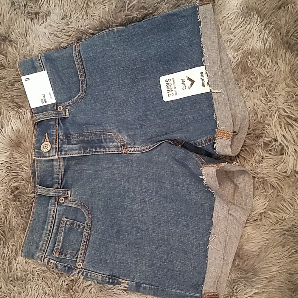Mid rise denim shorts